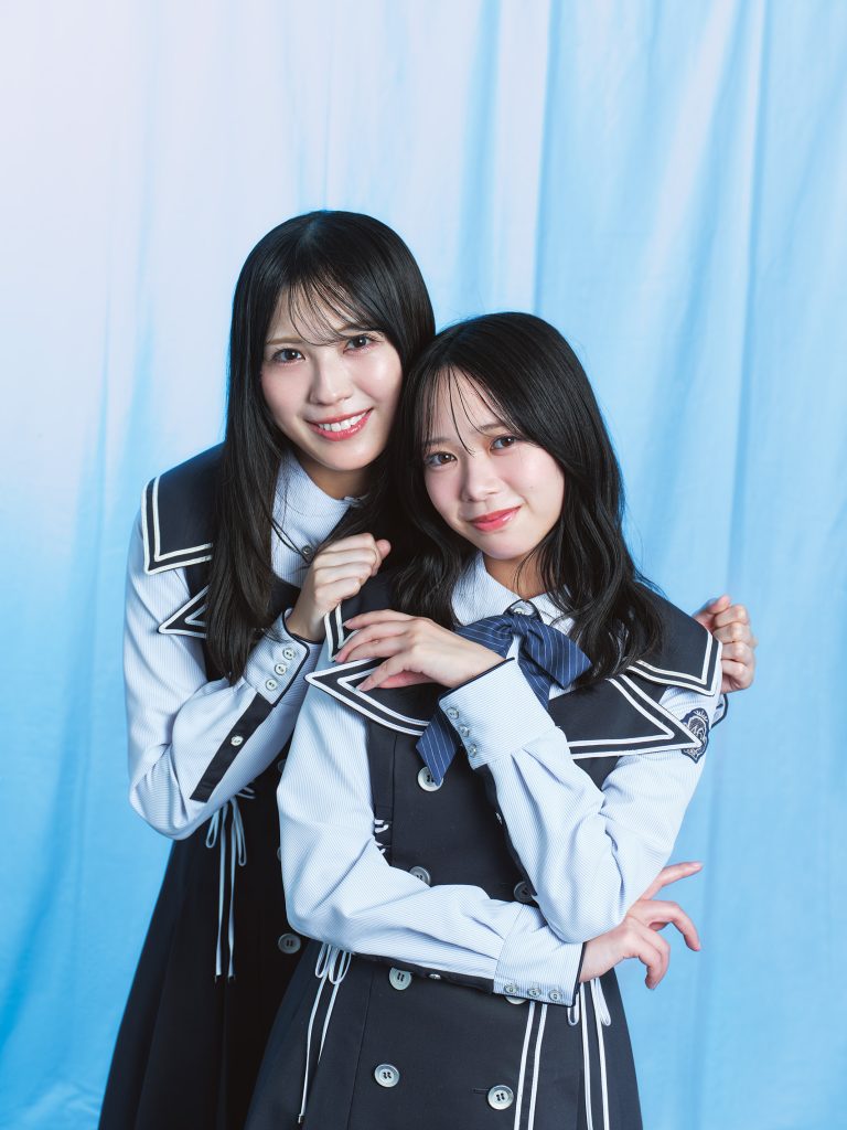 写真左から、日向坂46 森本茉莉と山口陽世