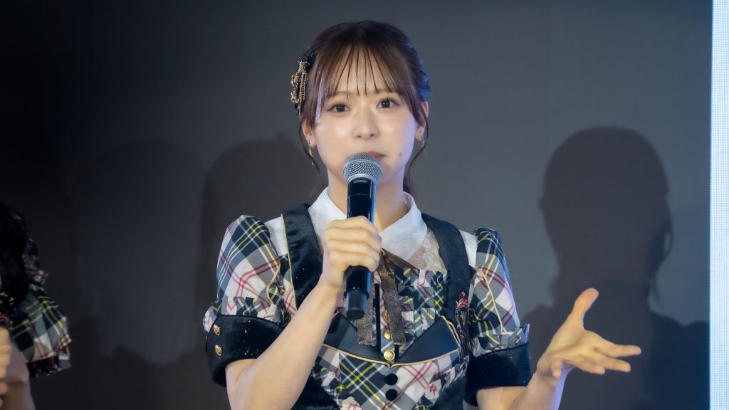 『AKB48 秋コンサート・コンセプト発表会』に出席したAKB48倉野尾成美