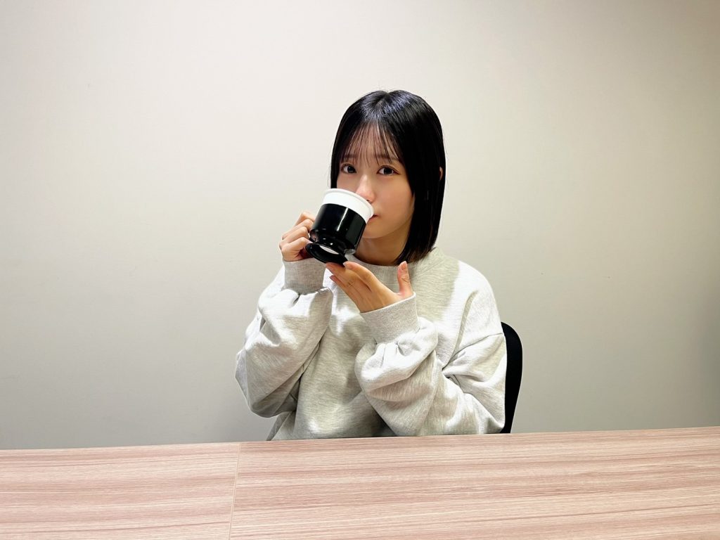 エレガントに飲む、須永心海