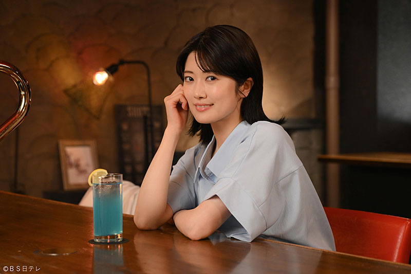 ドラマ『酒巻さんと不思議なBAR』で主演を務める樋口日奈