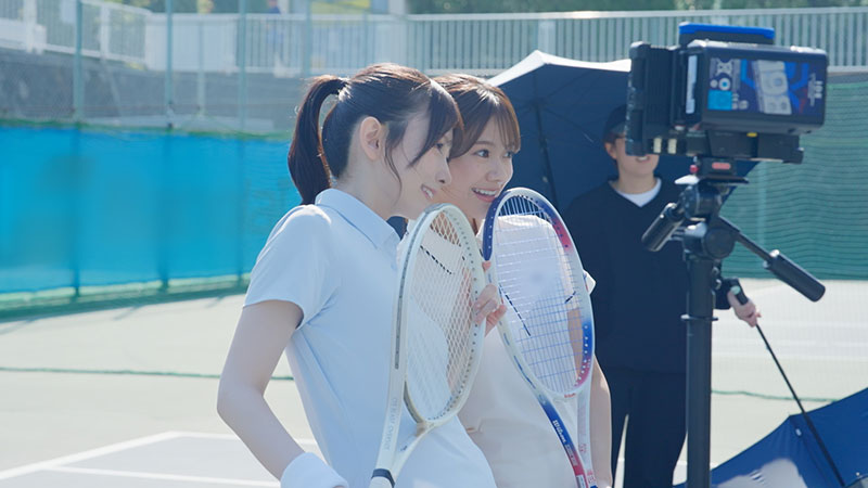 新TVCM「メイク仕上げの新習慣!」篇メイキングより