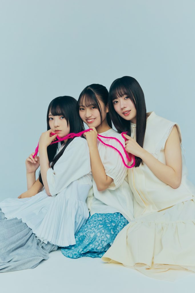 写真左から、佐藤優羽、蔵盛妃那乃、坂井新奈