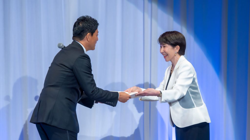 「第37回日本ジュエリーベストドレッサー賞」授賞式に出席した高市早苗総理大臣