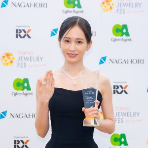 前田敦子「すてきなジュエリーをお迎えできたら」「これからもジュエリーと共にお仕事を頑張っていきたい」