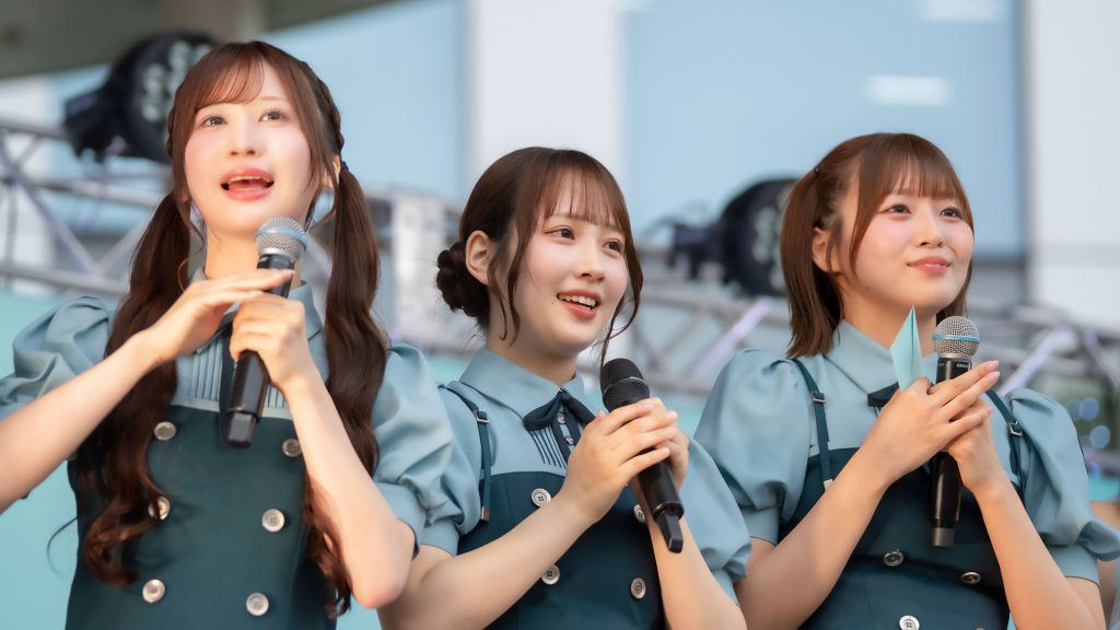 『Rain Tree初夏のフリーライブ～君の居場所はここにある～』より百瀬紗菜、市原紬希、新野楓果