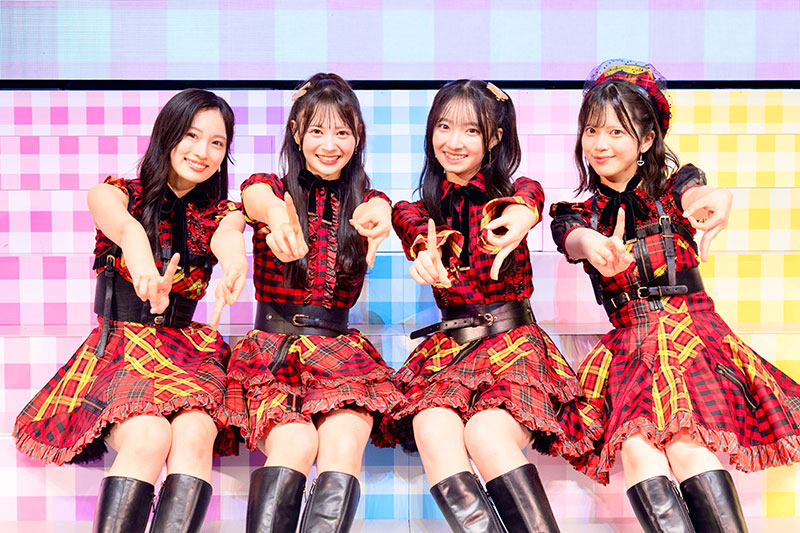 『AKB48 19期生昇格LIVE ~次の夏まで、ギンガムチェック~』より