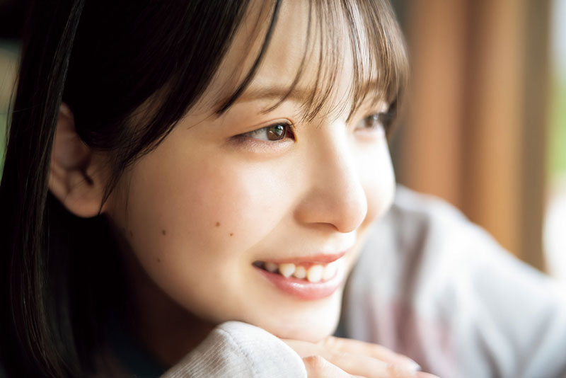 『週刊少年マガジン34号』に登場している日向坂46・渡辺莉奈