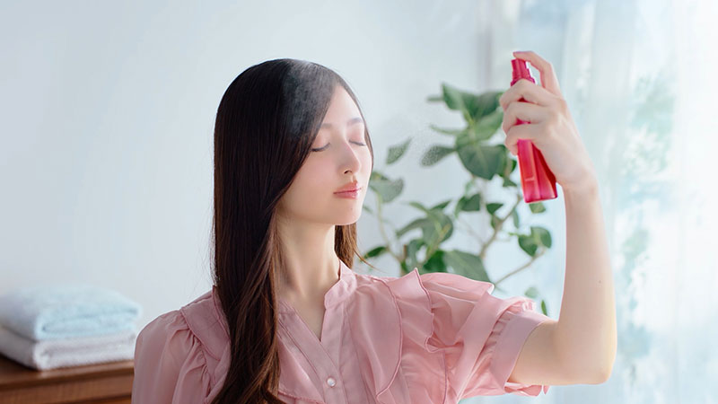 新TVCM「メイク仕上げの新習慣!」篇より