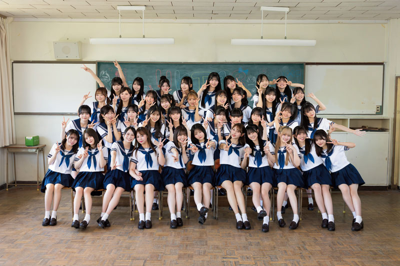 『HKT48 15th ANNIVERSARY BOOK 青春謳歌!』より