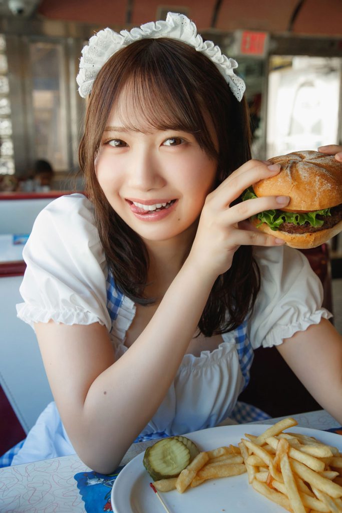 日向坂46藤嶌果歩1st写真集『果実の歩幅』より