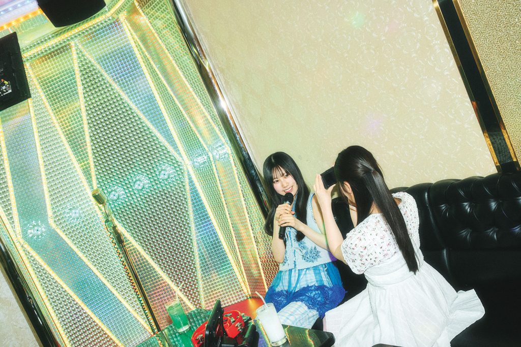 日向坂46の蔵盛妃那乃と鶴崎仁香