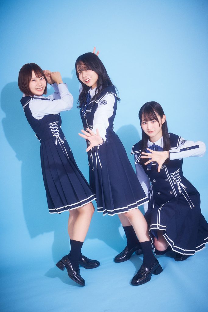 写真左から、石塚瑶季、山口陽世、高井俐香