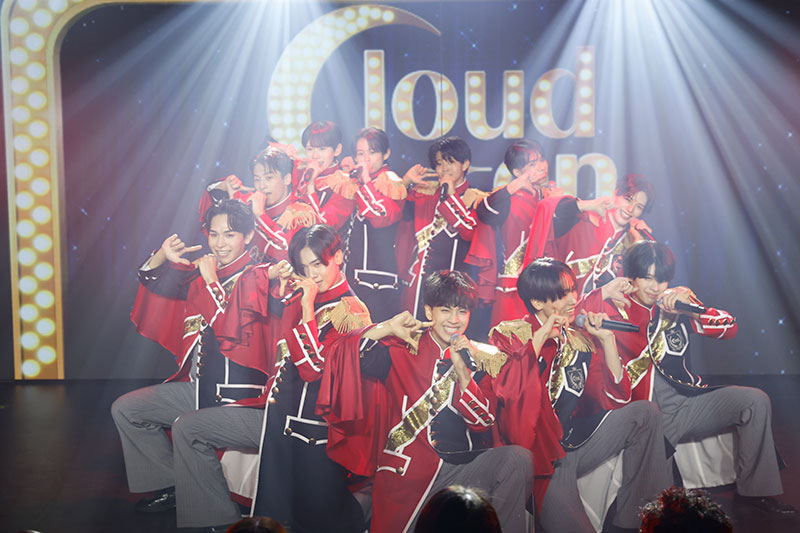 「Cloud ten」3日目公演より「We're Cloud ten」