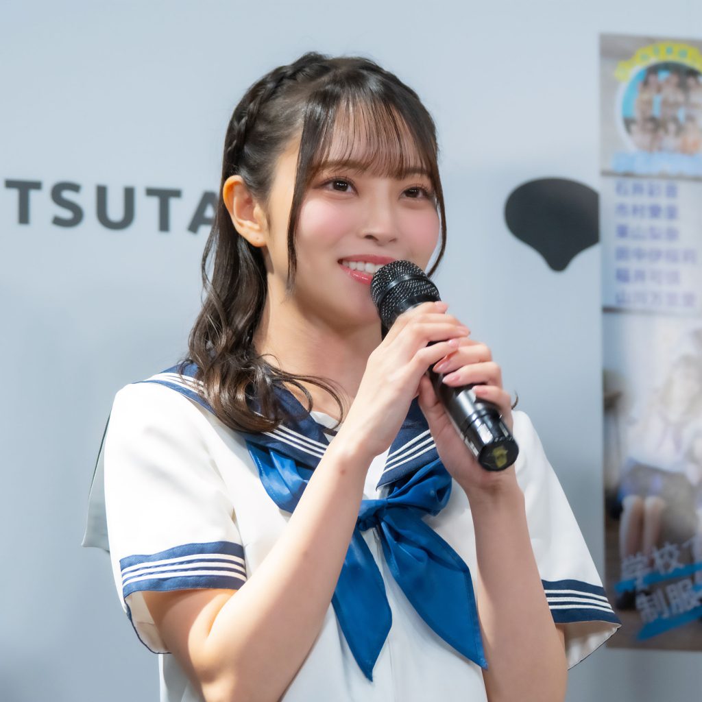 『HKT48 15th ANNIVERSARY BOOK 青春謳歌!』発売記念取材会に出席したHKT48・竹本くるみ