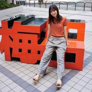 日向坂46小坂菜緒、帰る場所でほどける心 大阪が写した“素のこさかな”