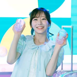 「食べ尽くして帰ります！」FRUITS ZIPPER真中まなが語る“夏フェス”流儀　KAWAIIフードにも大満足