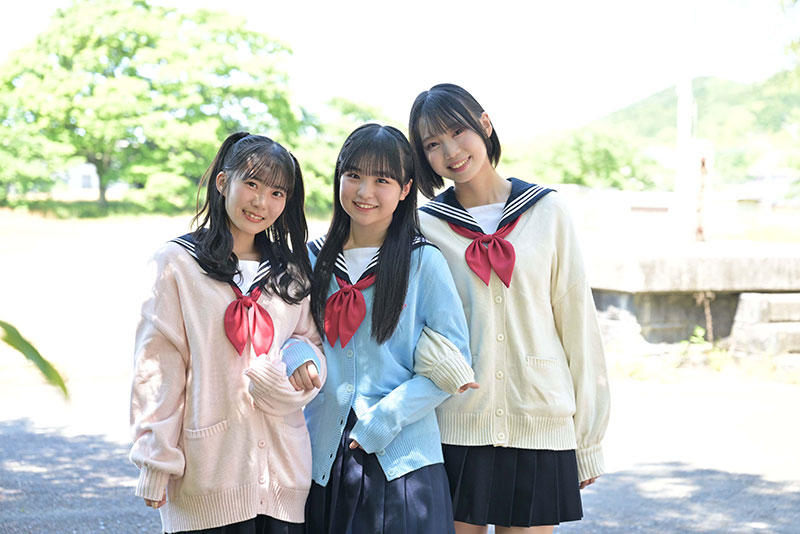『HKT48 15th ANNIVERSARY BOOK 青春謳歌!』より「次世代鼎談のじかん」