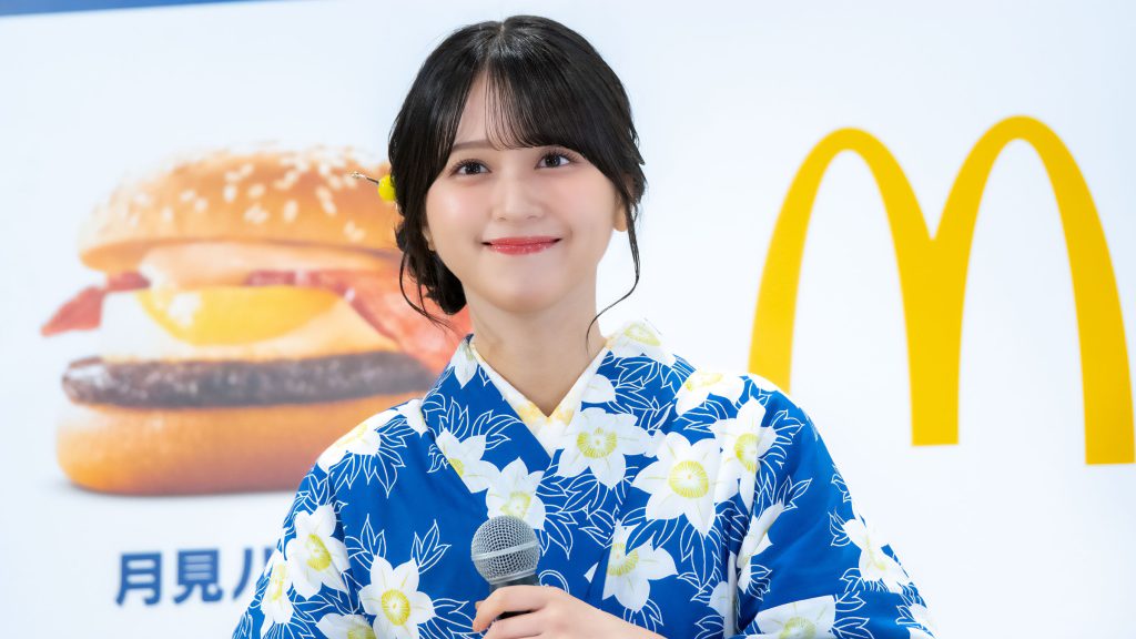 『2026年 月見ファミリー発表イベント』に出席した佐々木舞香