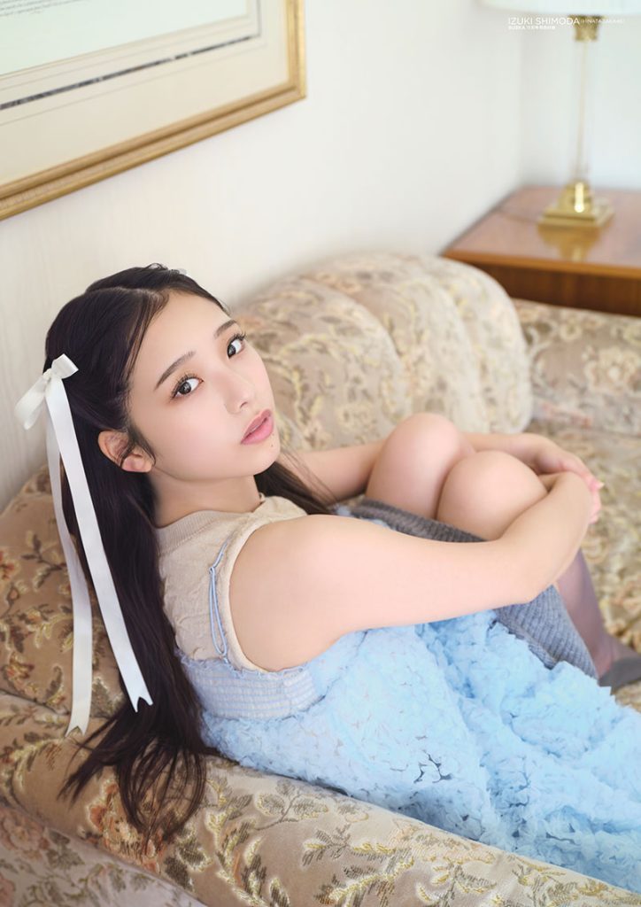 『BUBKA11月号』付録、日向坂46・下田衣珠季ポスター
