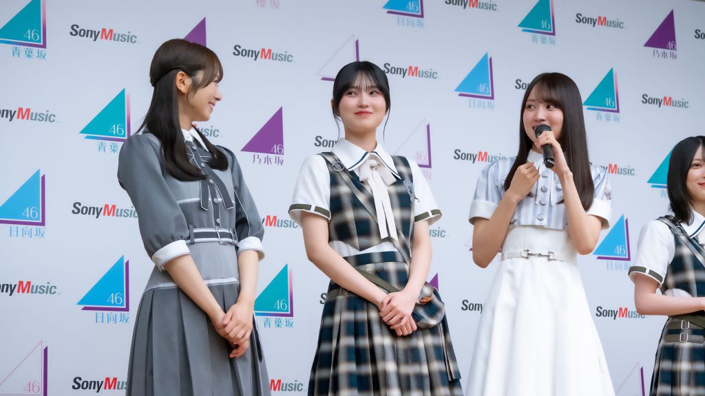 「青葉坂46オーディション プロモーション」取材会に出席した上村ひなの、的野美青、賀喜遥香