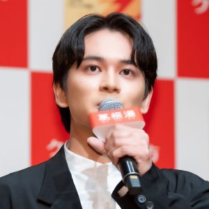 北村匠海、葛根湯CMで“目力”を再確認　風邪のサインや朝散歩の習慣も語る