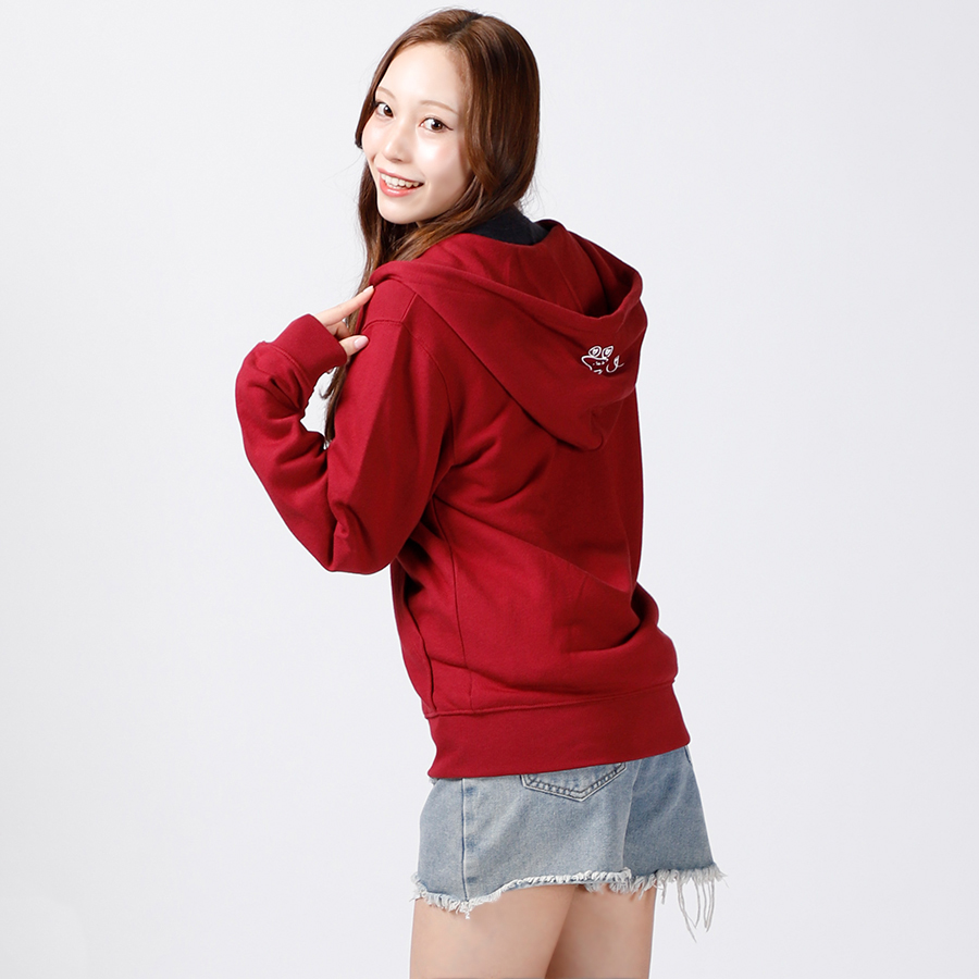 川越紗彩と「PIKO KAILA」のスペシャルコラボ