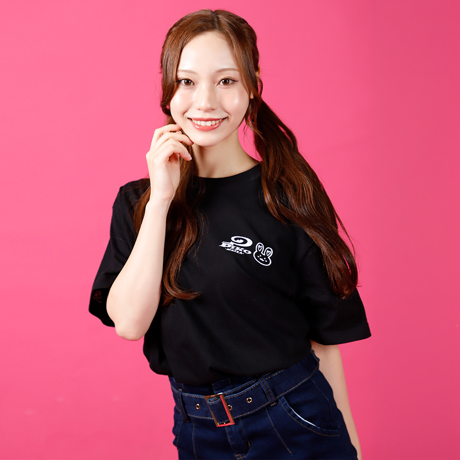 川越紗彩と「PIKO KAILA」のスペシャルコラボ