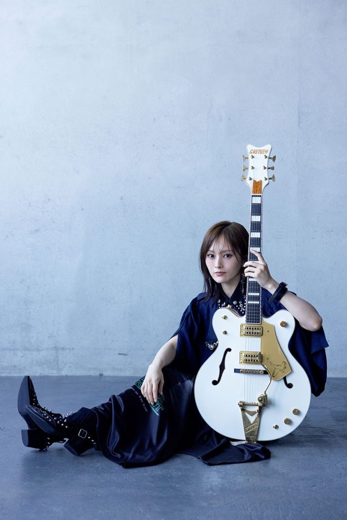 『The 10th 山本彩ソロデビュー10周年ANNIVERSARY BOOK』