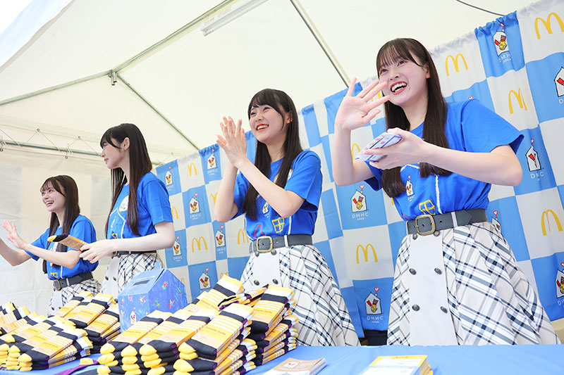 昨年2025年「青いマックの日」の様子