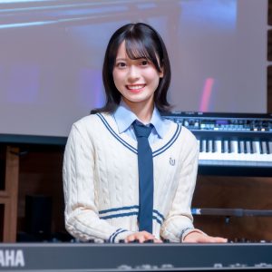 AKB48新井彩永、3歳からヤマハに通った音楽人生　バンド活動で感じた新たな面白さ