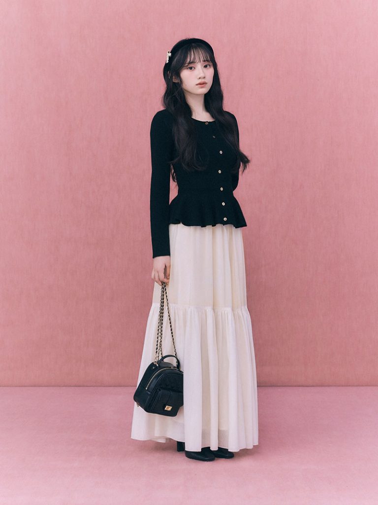 Setup ¥26,950　Hair accessories ¥11,880　Bag ¥15,620　Shoes ¥23,980