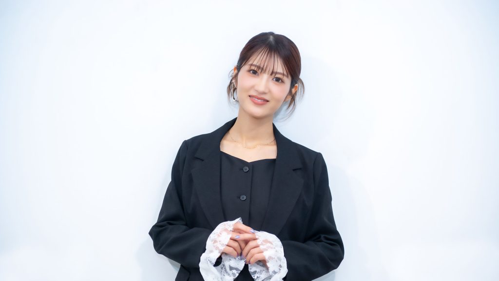 作品展『FIRST EGOISM』取材会に出席した若月佑美